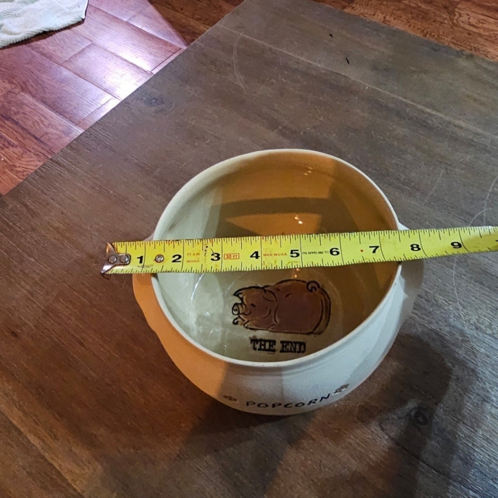 Cream Popcorn Bowl with Pig Design - Picture 3 of 7